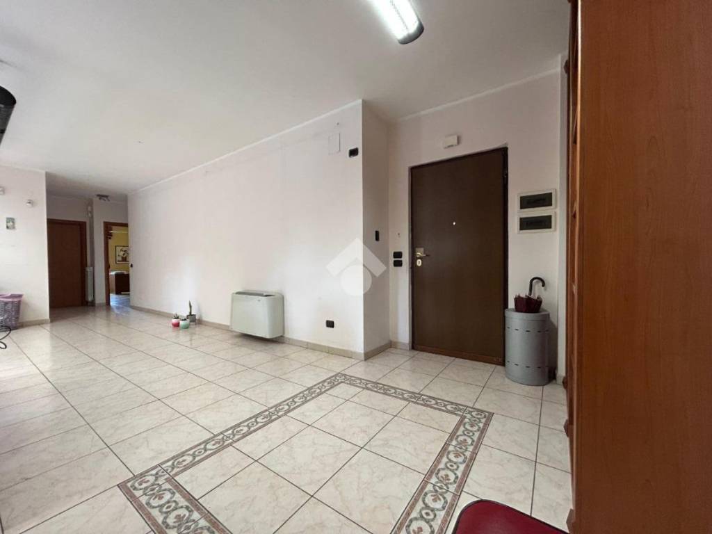 Appartamento a Cosenza in Via Arnaldo de Filippis, 34 - Foto 2