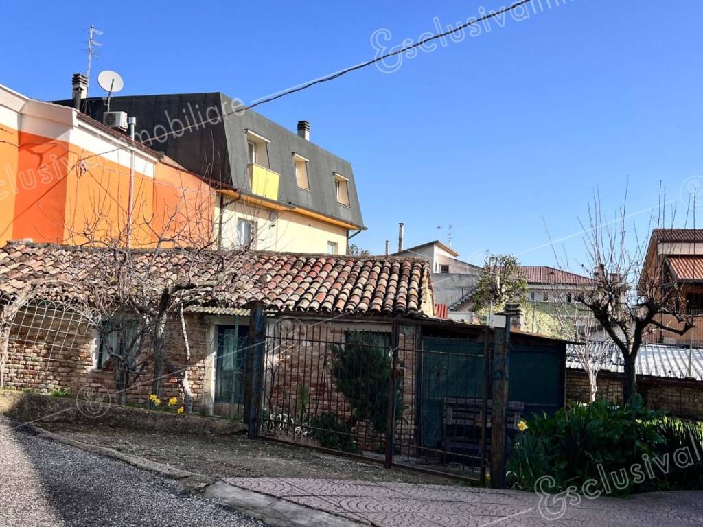 Villa a Castelfidardo in Via G. Rossini, 2C - Foto 3