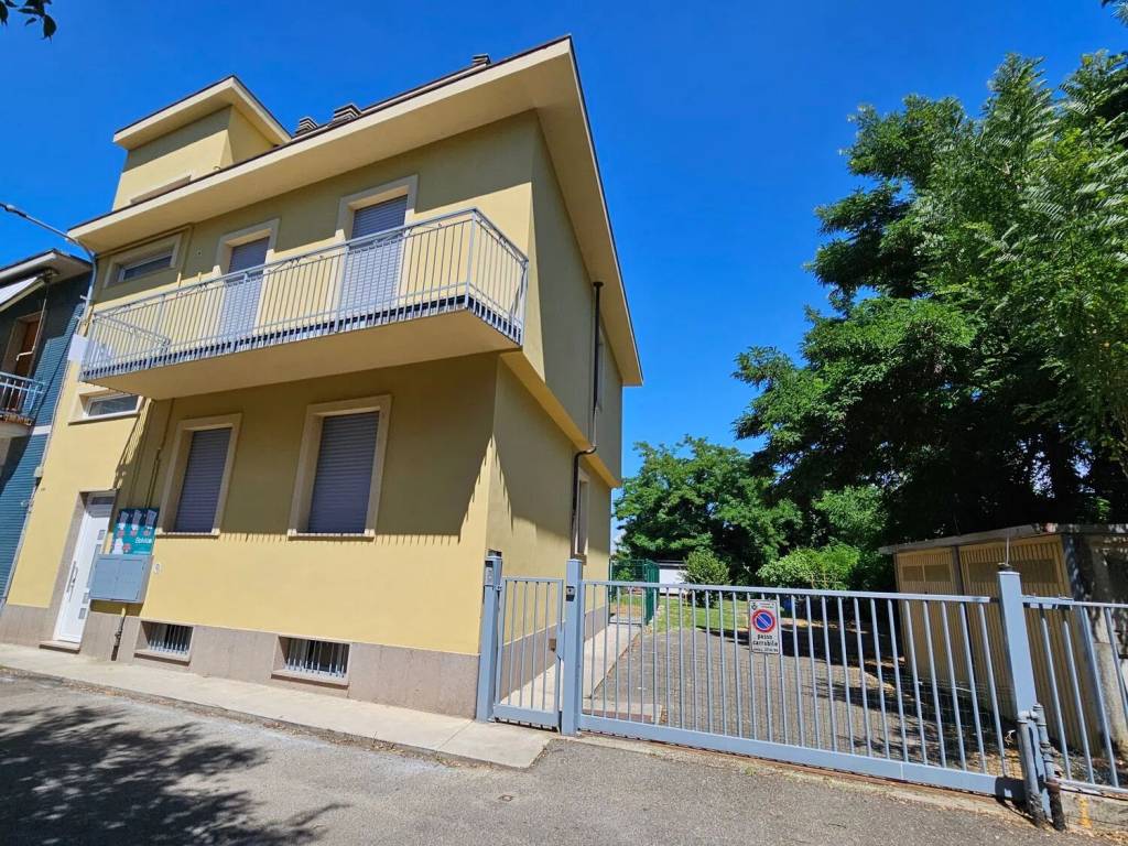 Appartamento a Voghera in Via Filippo Corridoni, 50 - Foto 2