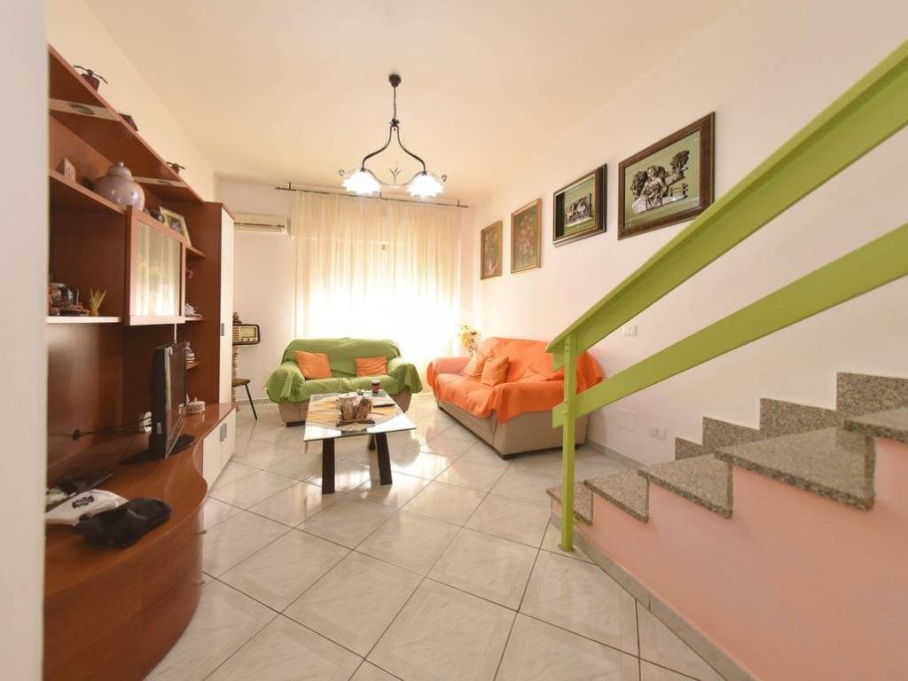 Casa indipendente a Cagliari in Via Giovanni Dalle Bande Nere, 3 - Foto 2