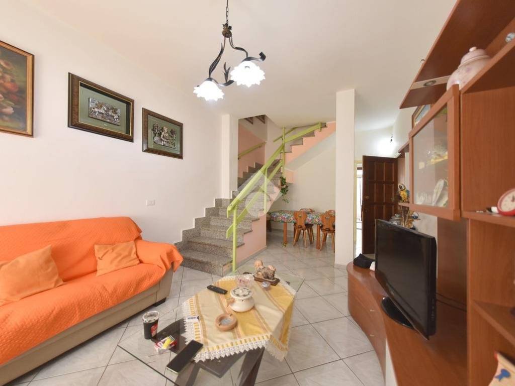 Casa indipendente a Cagliari in Via Giovanni Dalle Bande Nere, 3 - Foto 4