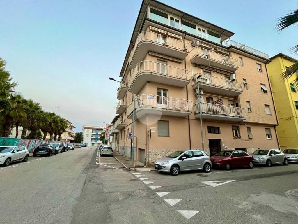 Appartamento a San benedetto del tronto in Via Angelo Celli, 1 - Foto 2