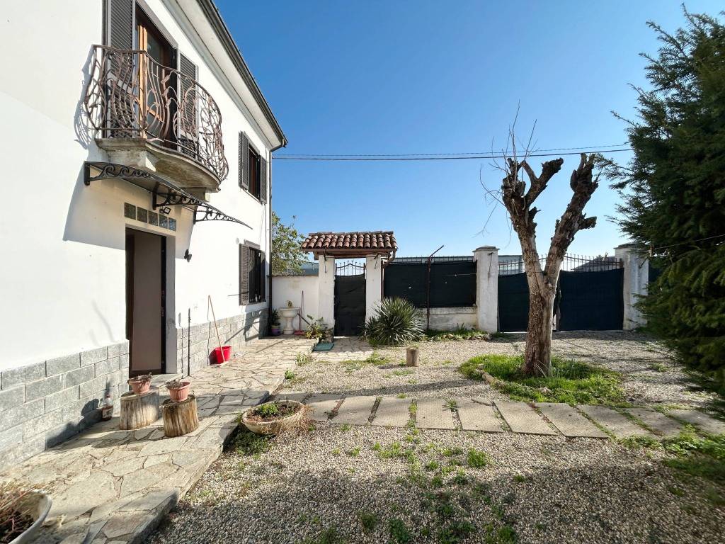 Villa a Alessandria in Via della Mandrina, 31 - Foto 2