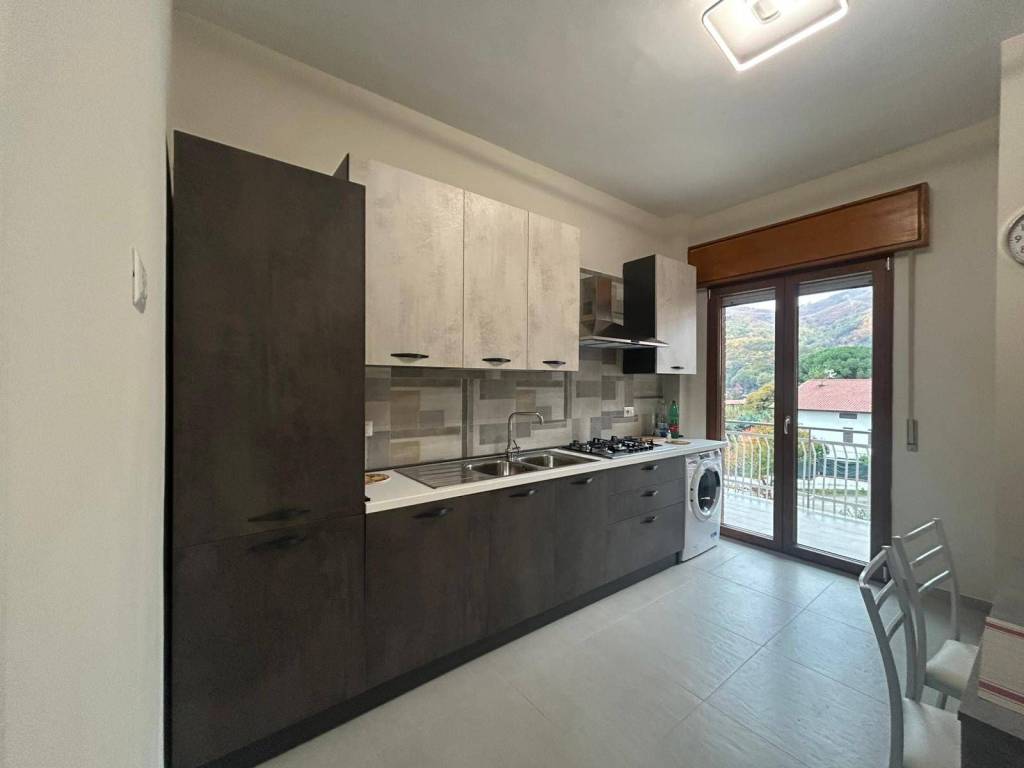 Appartamento a Mercogliano in Via Ramiro Marconi - Foto 2