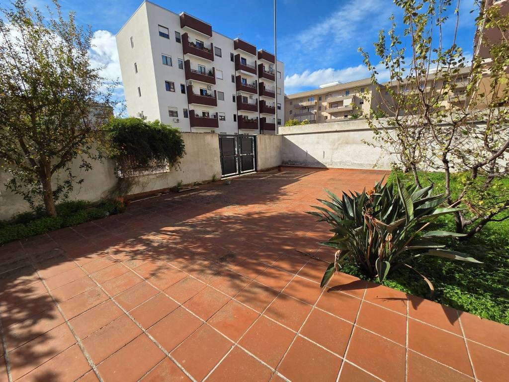 Appartamento a Lecce in Via Clemente Rebora, 15 - Foto 2