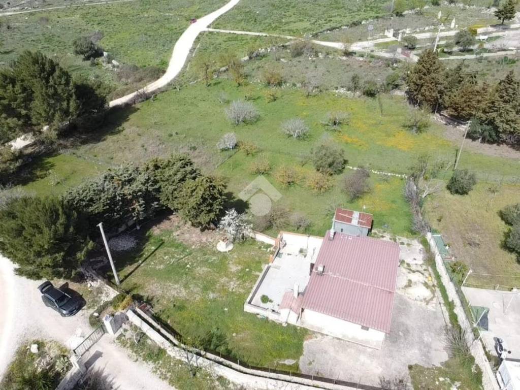Rustico / casale a Matera in C.DA LA PALOMBA, 1 - Foto 5