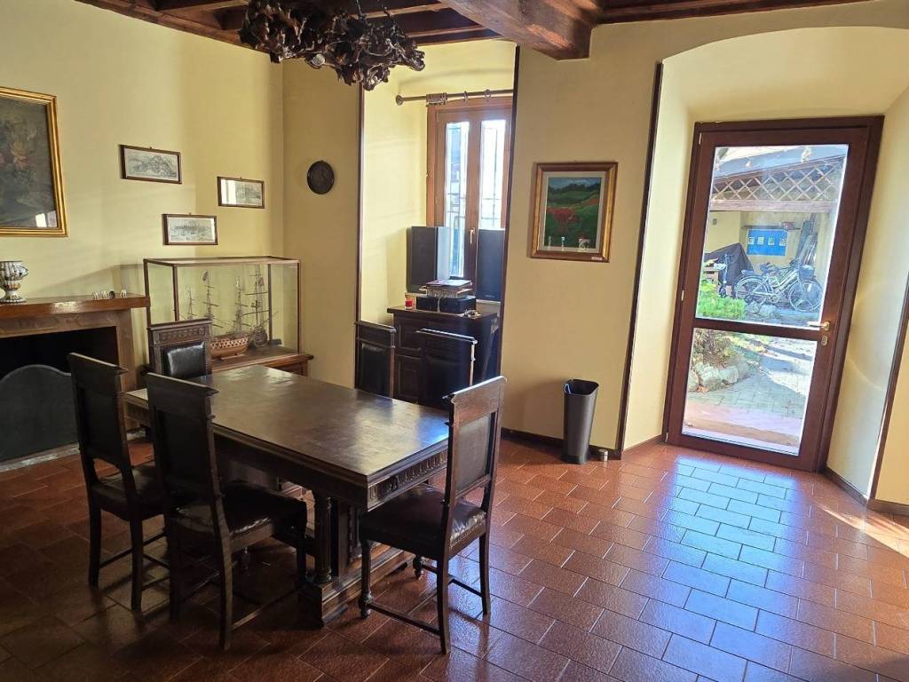 Casa indipendente a Olgiate olona in Piazza Santo Stefano, 7 - Foto 4