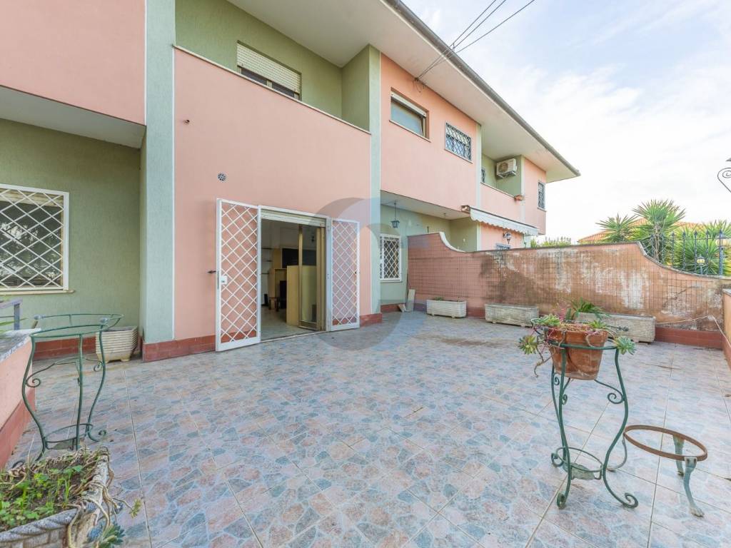 Villa a Grottaferrata in Via Montiglioni, 7 - Foto 2