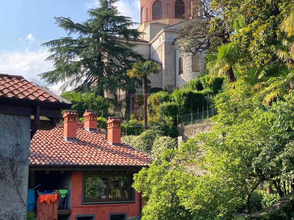 Appartamento a Laveno-mombello in Via Labiena, 39 - Foto 5