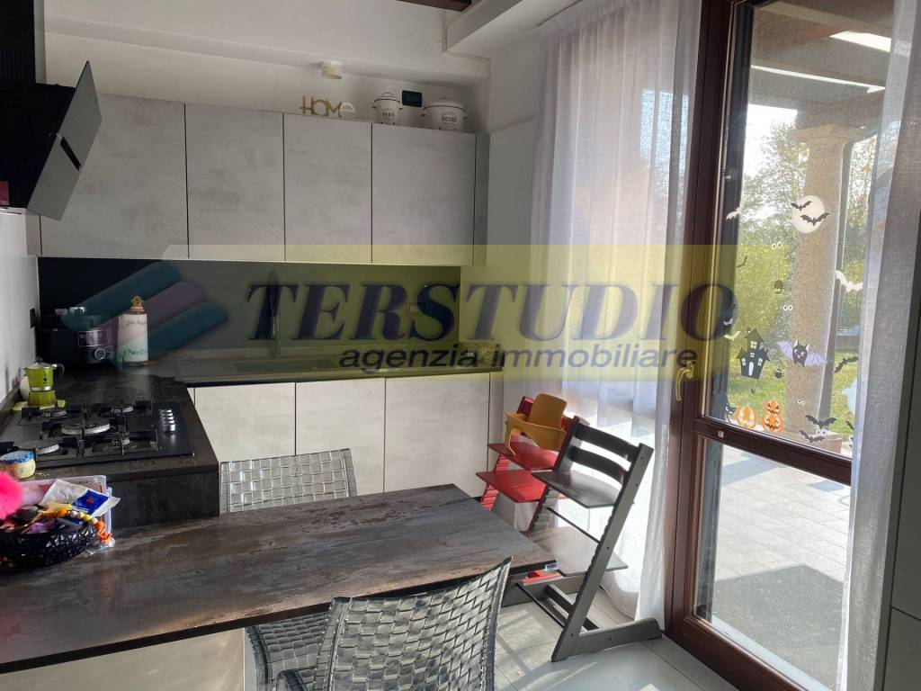Appartamento a Sotto il monte giovanni xxiii in Via Centralino, 11 - Foto 4