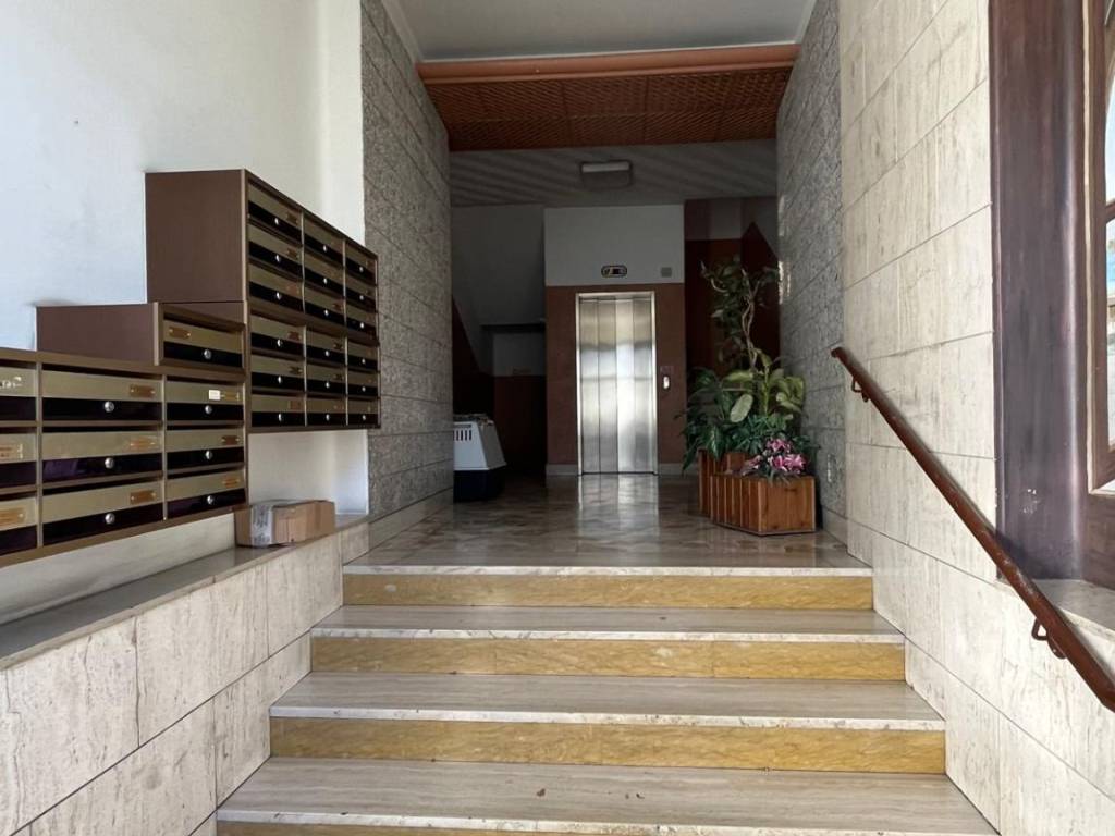 Appartamento a Varese in Via Alfredo Catalani, 9 - Foto 3