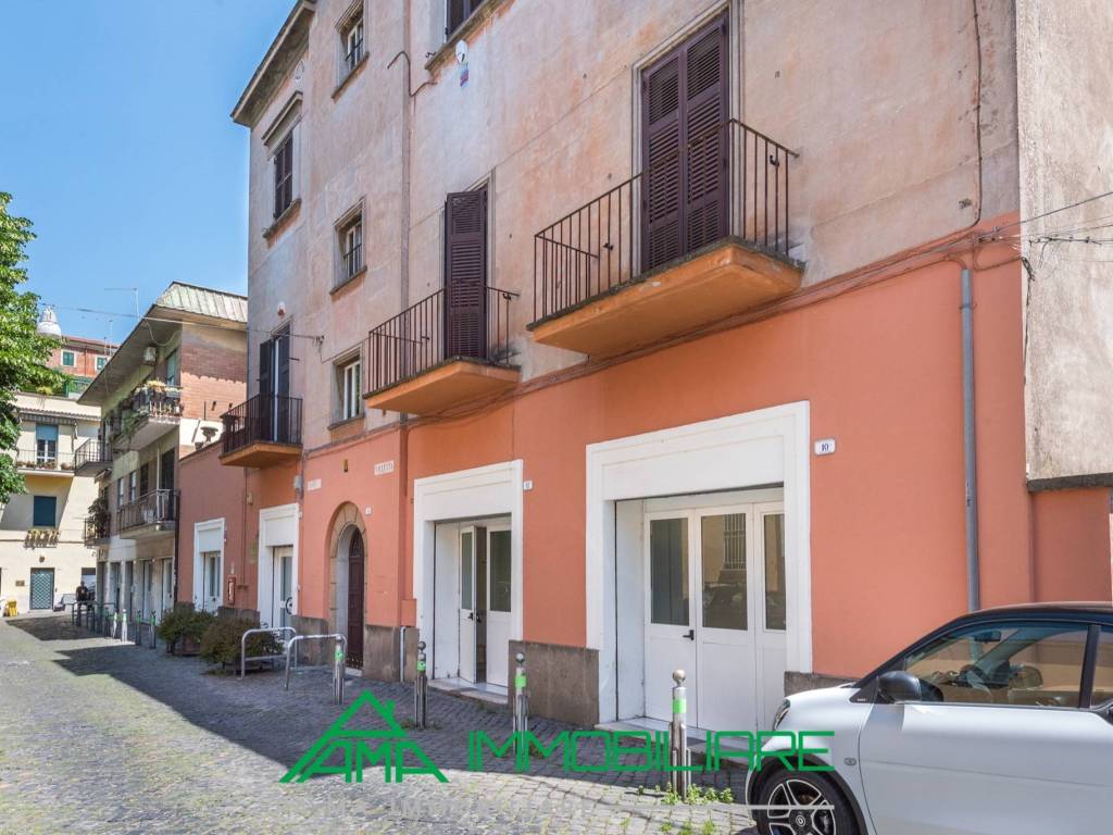 Appartamento a Frascati in Via Santa Lucia Filippini - Foto 2