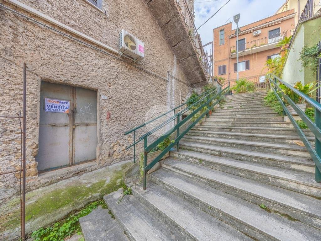 Immobile a Guidonia montecelio in Via B. Trasciani, 15 - Foto 3