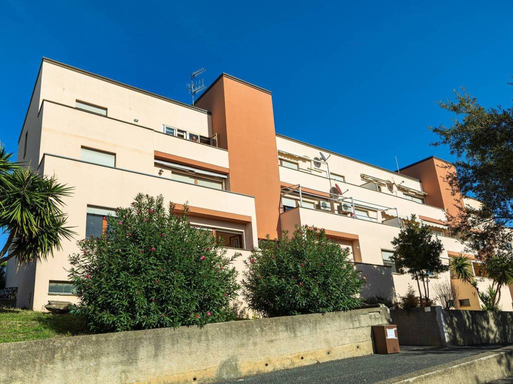 Appartamento a San vincenzo in via galimberti, 1 - Foto 2