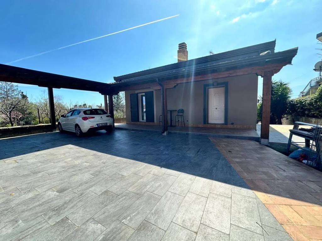 Villa a Zafferana etnea in Via Giacomo Matteotti, 4 - Foto 3