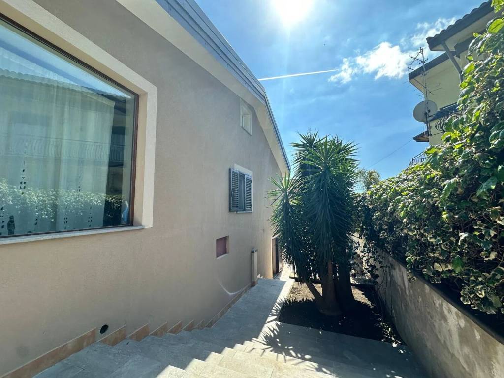 Villa a Zafferana etnea in Via Giacomo Matteotti, 4 - Foto 5
