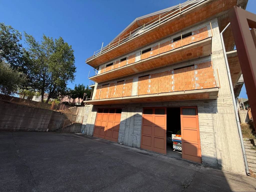 Villa a Zafferana etnea in Via Sciara Ballo, 37 - Foto 2