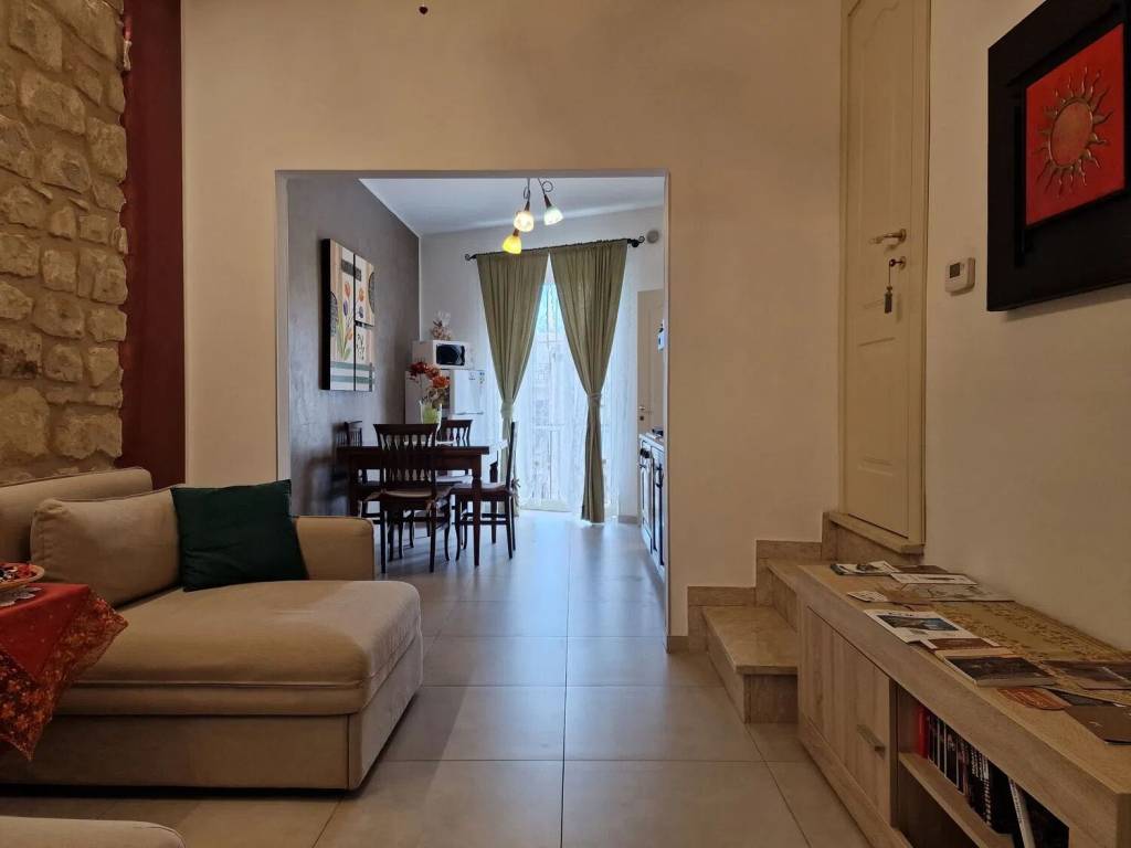 Palazzo / stabile a Modica in Corso Vittorio Emanuele, 304 - Foto 3