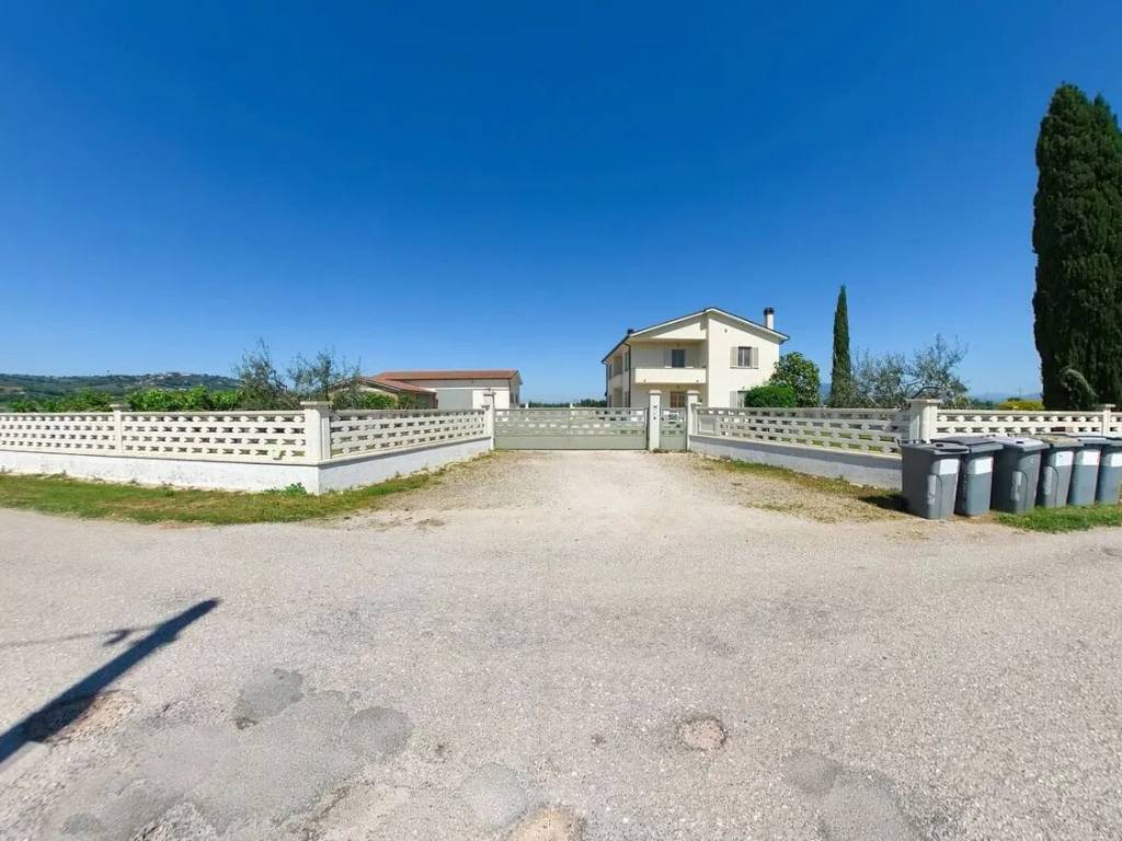 Villa a Montefalco in Vocabolo Polzella No Number - Foto 2