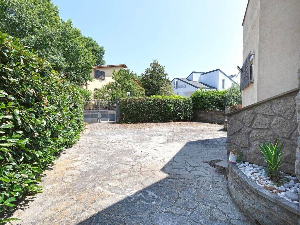 Villa a Vitorchiano in Via Degli Oleandri, 7 - Foto 2