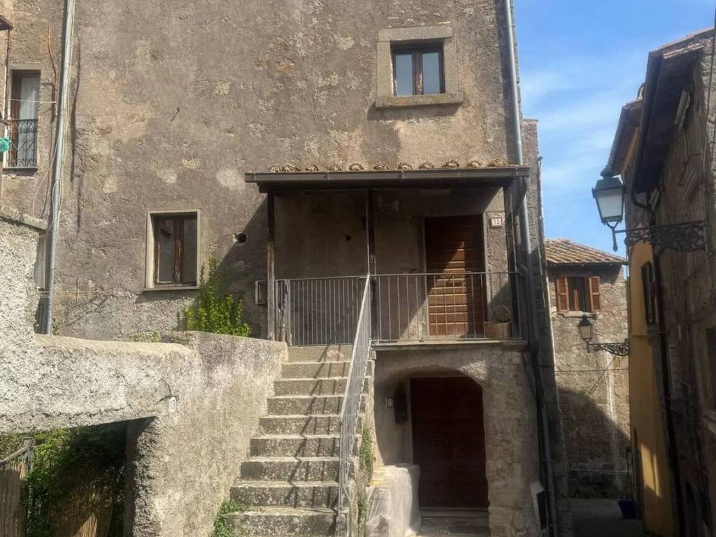 Appartamento a Vitorchiano in Via Marzio, 15 - Foto 2