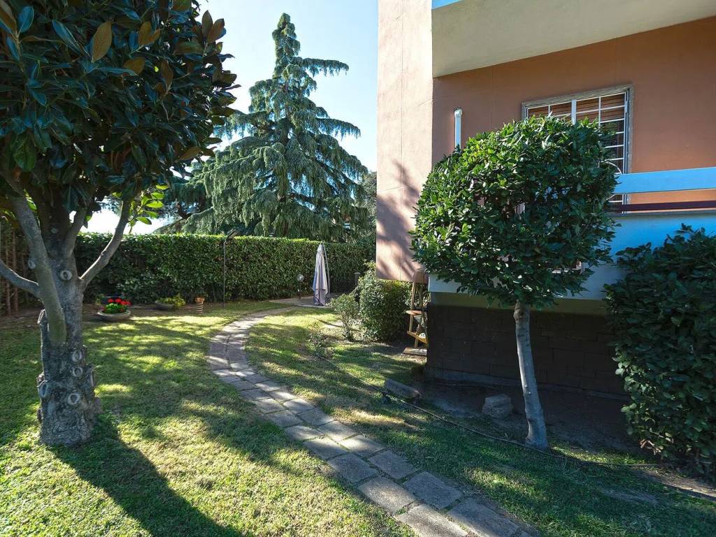 Appartamento a Viterbo in Via Po, 12 - Foto 2