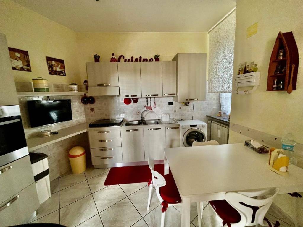 Appartamento a Montefiascone in Via del Pino - Foto 2