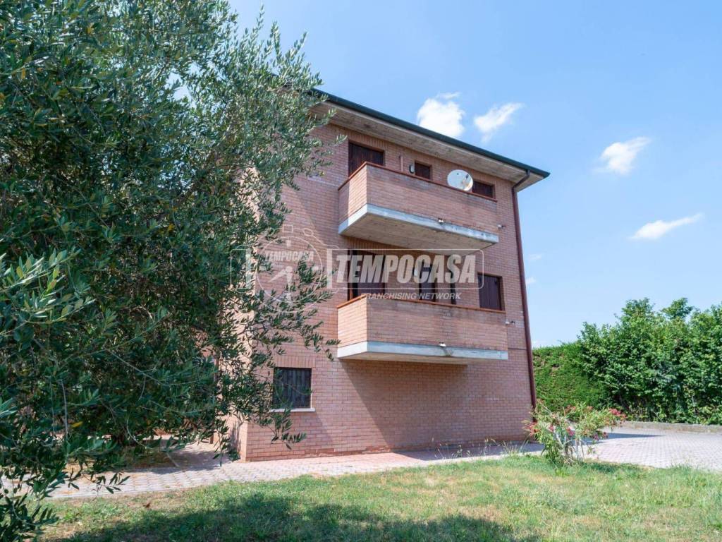 Appartamento a Ferrara in Via Giuseppe Fabbri, 487 - Foto 2