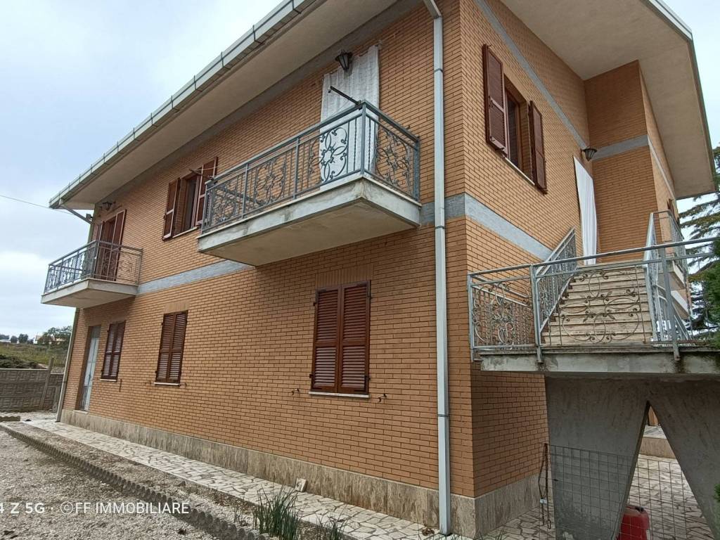 Villa a Moresco in Via Vincenzo Monti - Foto 2