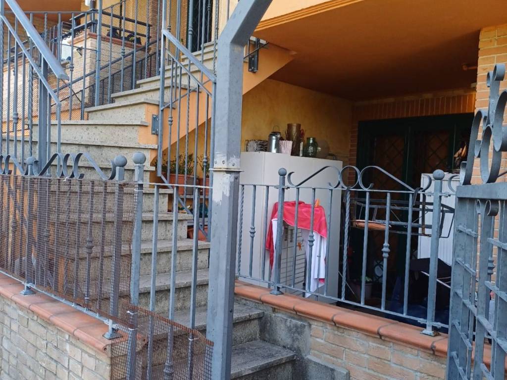 Appartamento a Guidonia montecelio in Via Michelangelo Buonarroti - Foto 4