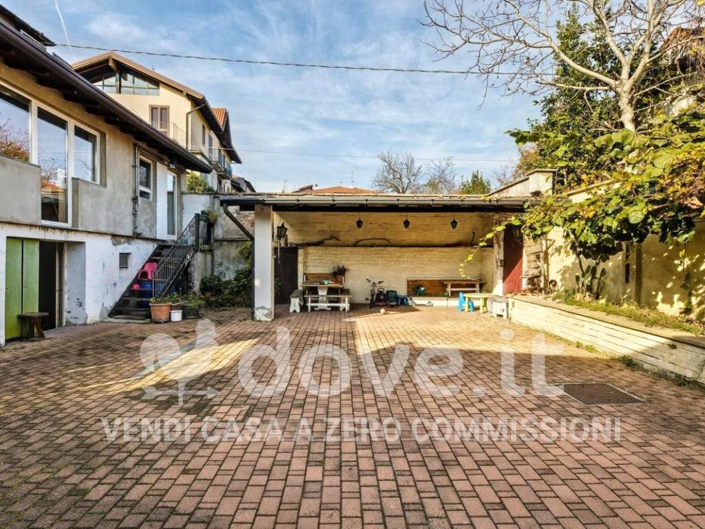 Villa a Sumirago in Via Attilio Sandroni, 1 - Foto 4