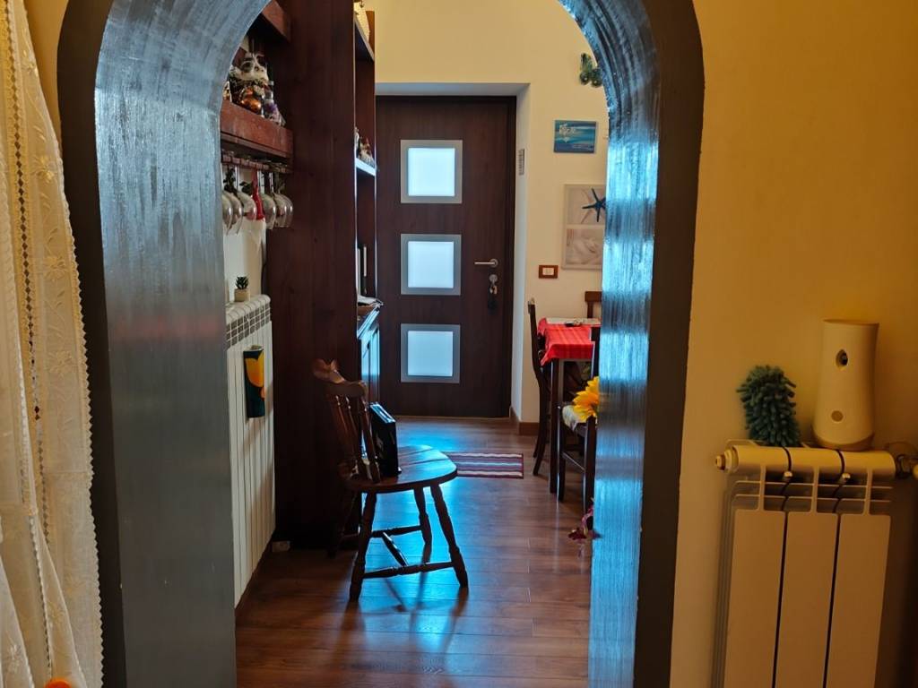 Casa indipendente a Cittiglio in Via Lozzia - Foto 2