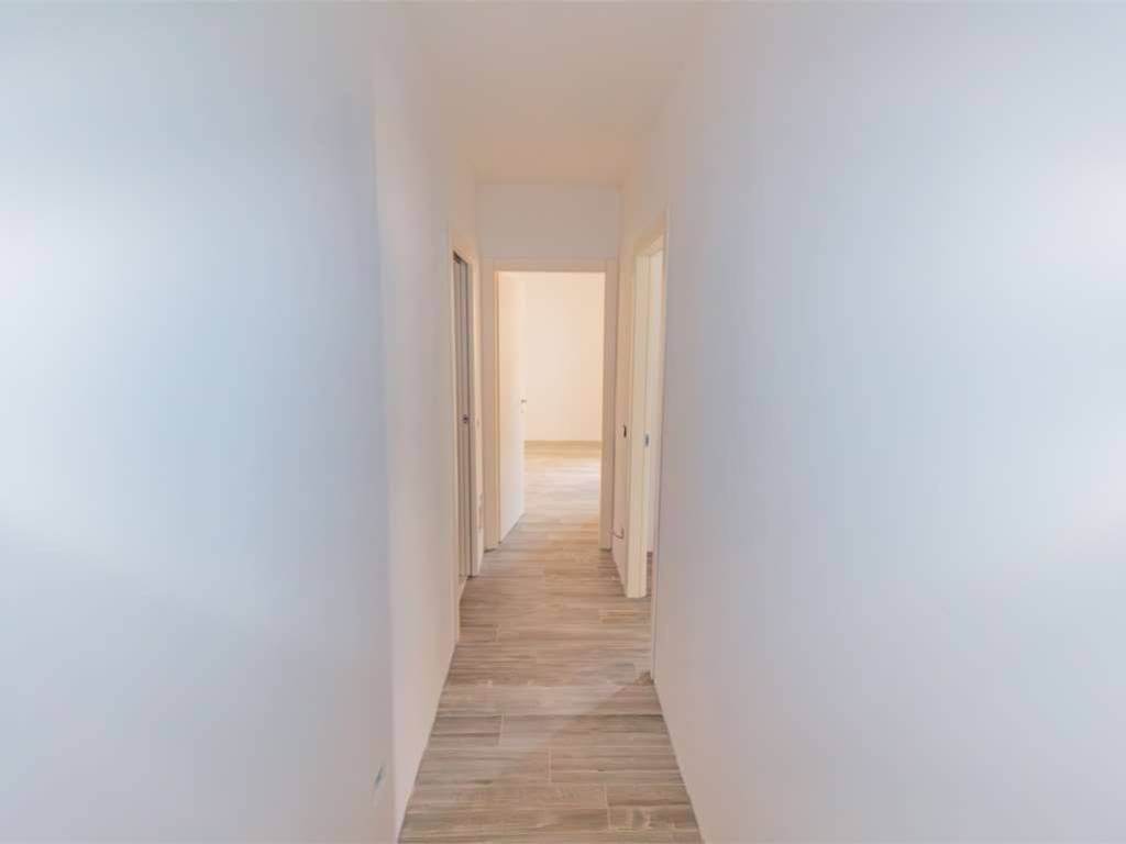 Appartamento a Besozzo in via Lago, 23 - Foto 3