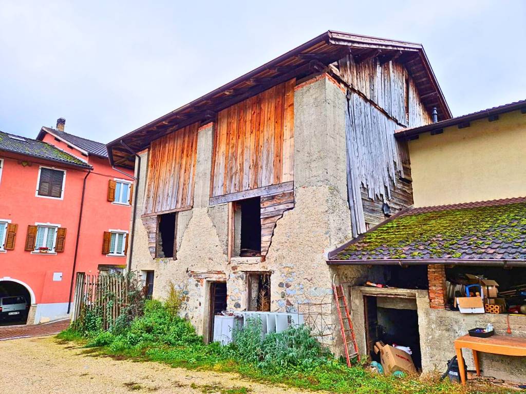 Rustico / casale a Borgo valsugana in Via Armando Diaz, 8 - Foto 2