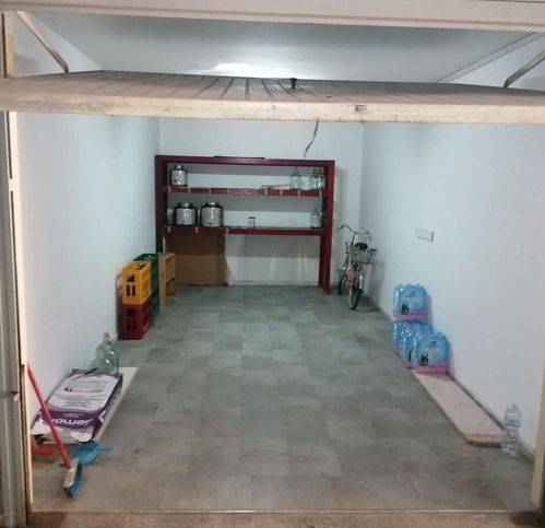 Box / garage a Battipaglia in Via T. De Divitiis - Foto 5