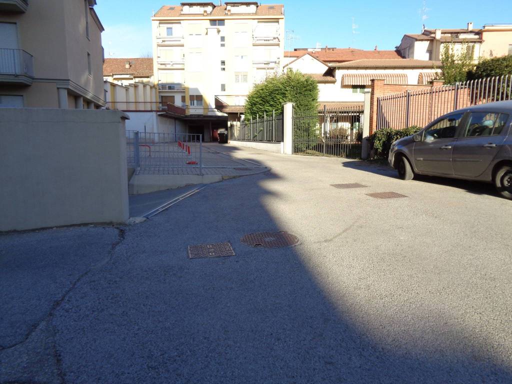 Box / garage a Bra in Via Giovanni Pascoli - Foto 3