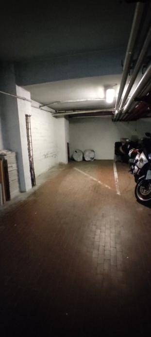 Box / garage a Prato in Via Fra' Bartolomeo, 100 - Foto 2