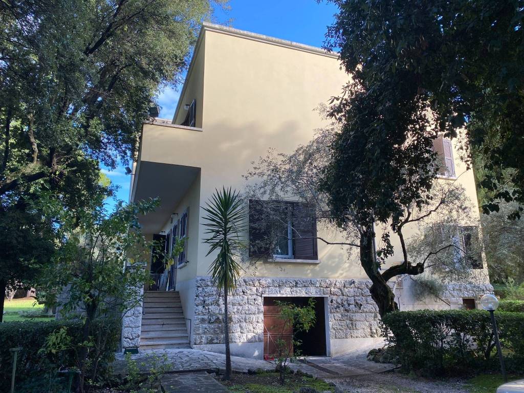 Villa a Tivoli in Via delle Piagge - Foto 4