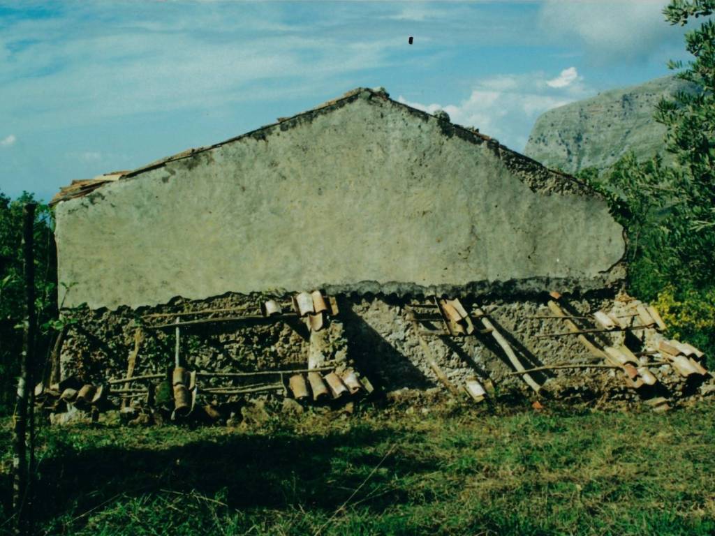 Rustico / casale a Maratea in Strada Comunale dei Cappuccini - Foto 5