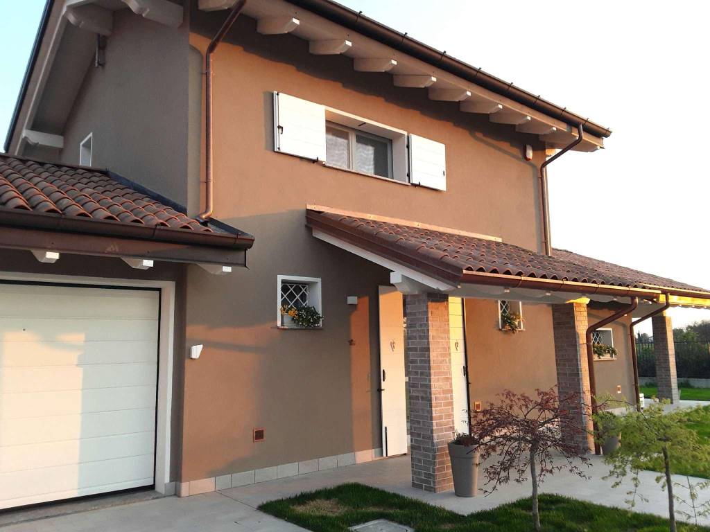 Villa a Trivolzio in Viale Giuseppe Mazzini - Foto 4