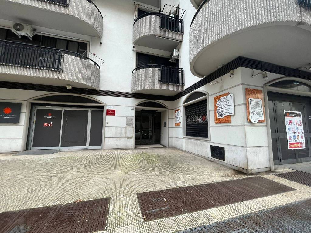 Appartamento a Foggia in Via Evemero Nardella - Foto 2