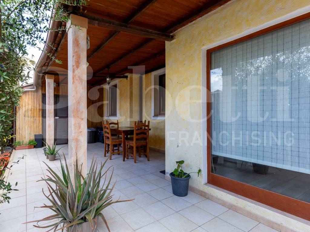 Casa indipendente a Capoterra in via Linosa , 40 - Foto 4