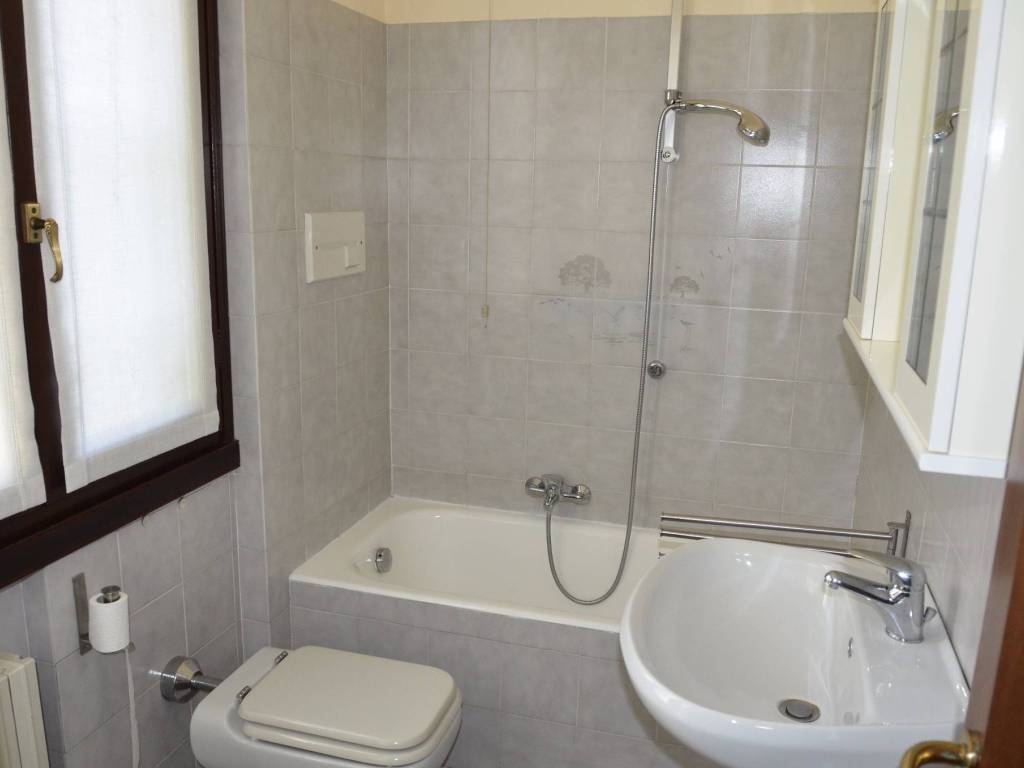 Casa indipendente a Cremona in Via Chiese - Foto 4