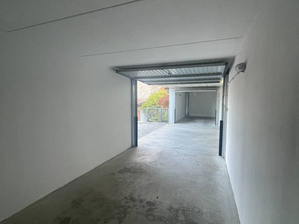 Box / garage a Costa volpino in Via Enrico Fermi, 12 - Foto 4