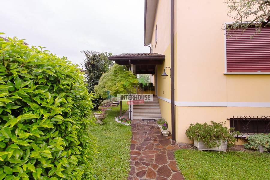 Appartamento a Cordenons in Via Udine, 55 - Foto 3