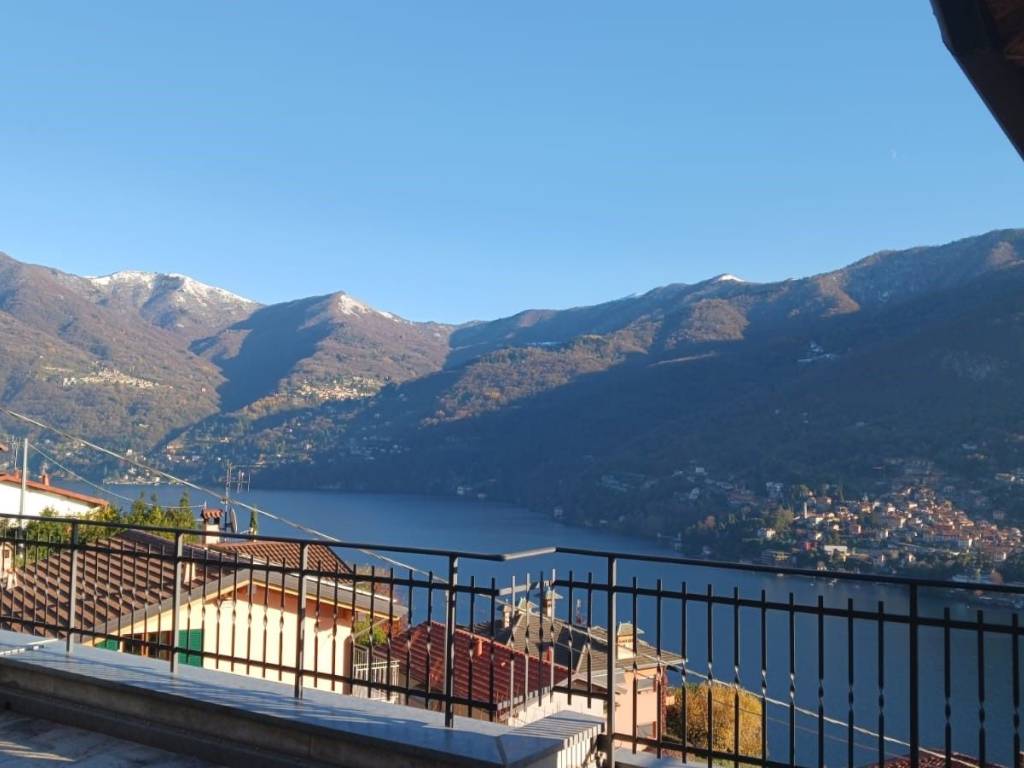 Appartamento a Moltrasio in Via Antonio Bianchi - Foto 4