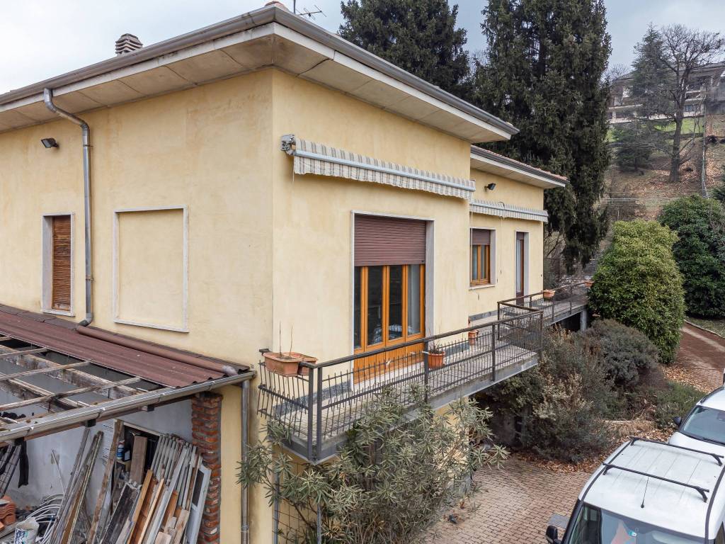 Villa a Cavaria con premezzo in Via per Cedrate, 164 - Foto 2