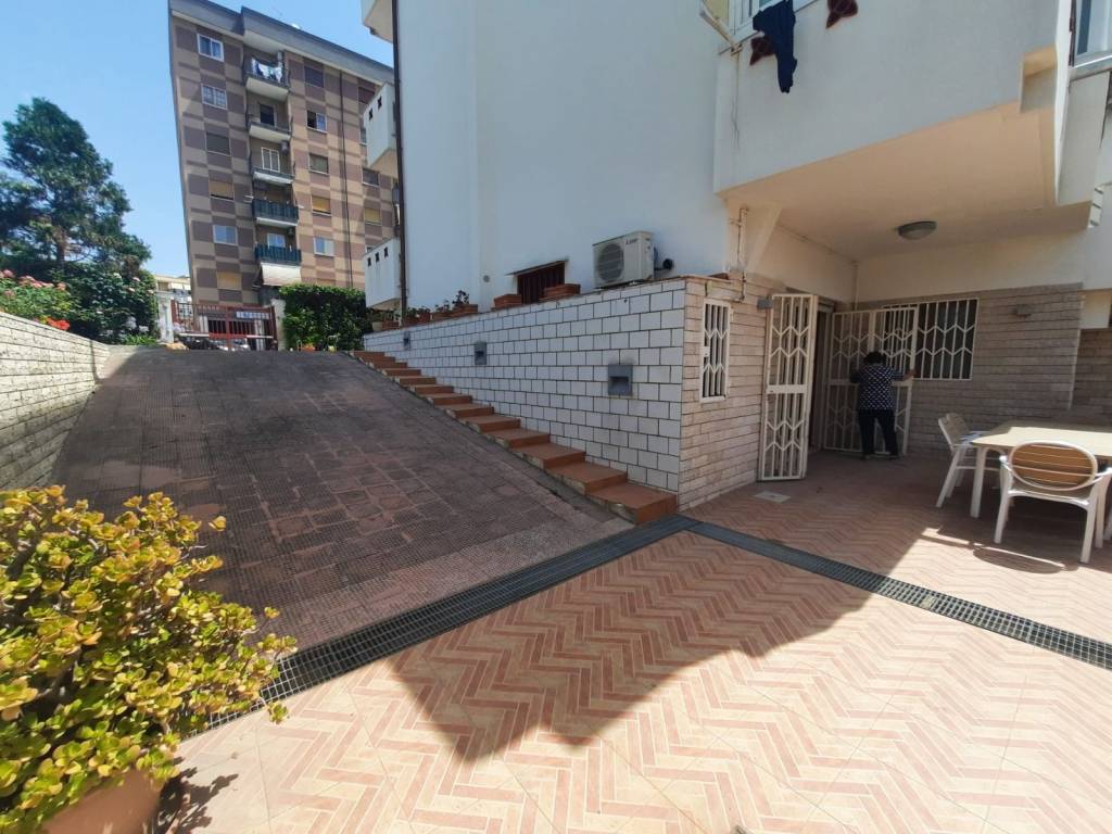 Villa a Bari in Viale Ottorino Respighi - Foto 2