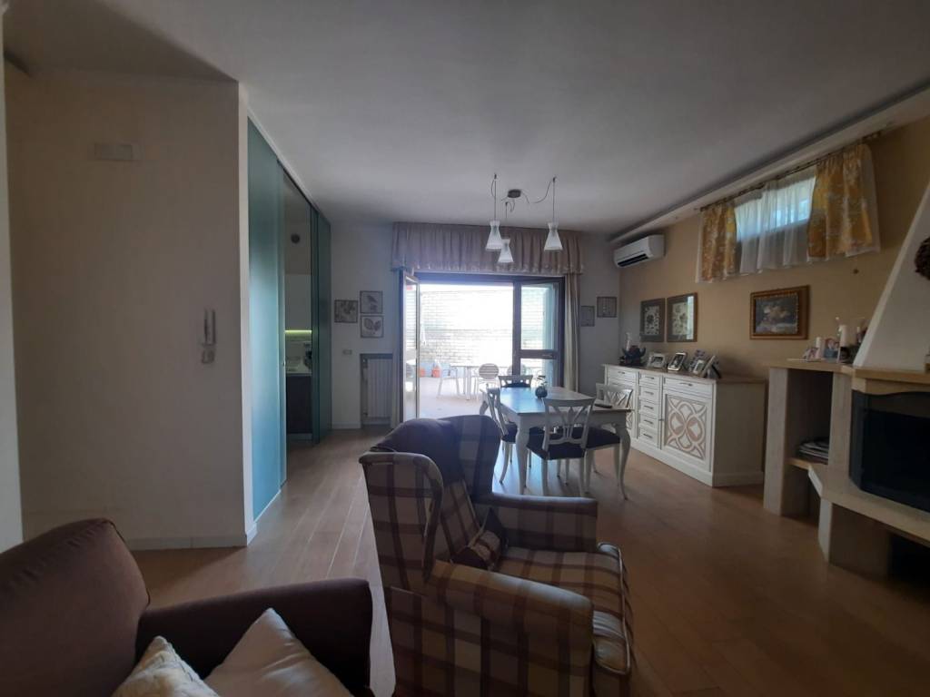 Villa a Bari in Viale Ottorino Respighi - Foto 3