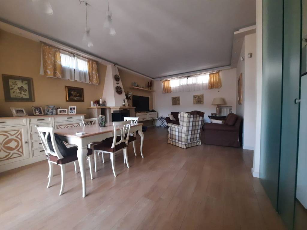 Villa a Bari in Viale Ottorino Respighi - Foto 4